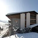 Le Nagano 3* לה ג'ט
