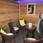 Le Nagano מלון 3*